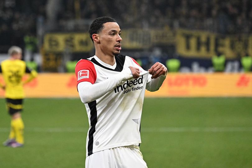 MU Serius Minati Hugo Ekitike, Satset Hubungi Eintracht Frankfurt MU Serius Minati Hugo Ekitike, Satset Hubungi Eintracht Frankfurt