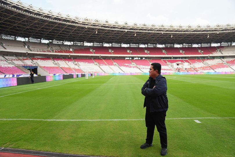 Erick Thohir Inspeksi Rumput SUGBK Bareng Perwakilan AFC Sebelum Timnas Indonesia Vs Bahrain, Bagaimana Hasilnya?