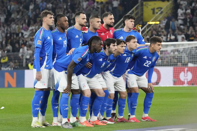 Kekacauan Timnas Italia dan Sentilan dari Arrigo Sacchi untuk Ranieri 