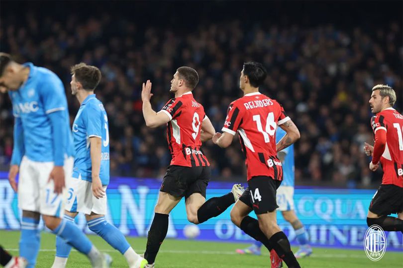 Rapor AC Milan Usai Disikat Napoli: Theo Hernandez Ori Muncul, Felix Ngga Kelihatan, Gimenez Bikin Kesel Rapor AC Milan Usai Disikat Napoli: Theo Hernandez Ori Muncul, Felix Ngga Kelihatan, Gimenez Bikin Kesel