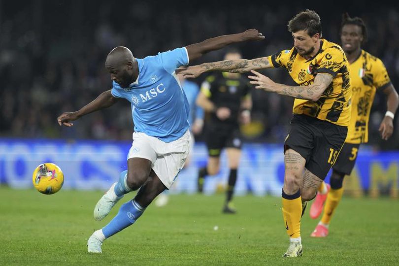 Napoli vs Inter Milan: 3 Laga Sisa untuk Dua Kuda Pacu Terakhir di Balapan Scudetto Napoli vs Inter Milan: 3 Laga Sisa untuk Dua Kuda Pacu Terakhir di Balapan Scudetto