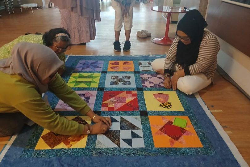 Peniti Hamil dan Bedcover Kain Perca Bu Wiwik di Rumah Kreatif BUMN Kota Malang