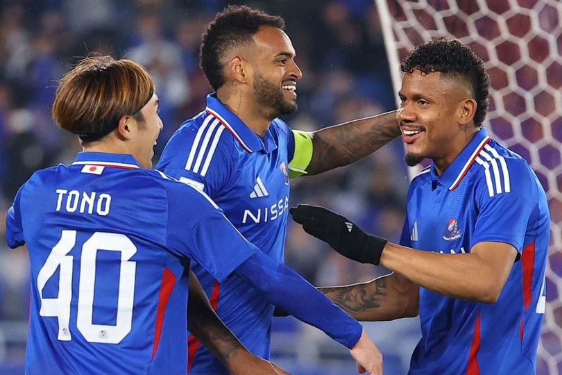 Sandy Walsh Main Penuh, Yokohama F Marinos Babat Shanghai Port 4-1 dan Lolos ke Perempat Final Liga Champions Asia Elite Sandy Walsh Main Penuh, Yokohama F Marinos Babat Shanghai Port 4-1 dan Lolos ke Perempat Final Liga Champions Asia Elite