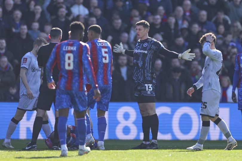 Cari Bomber Baru, MU Bidik Striker Crystal Palace Ini