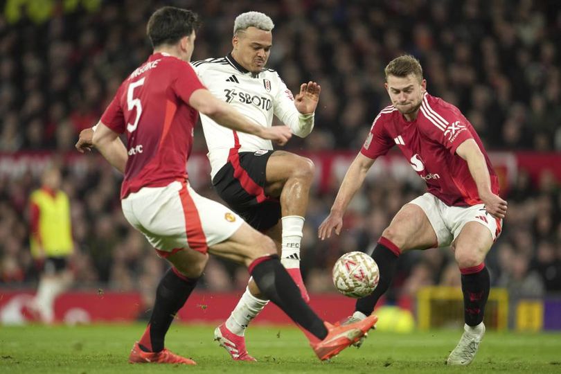 Kontra Lyon, Manchester United Dapat Tambahan Amunisi Kontra Lyon, Manchester United Dapat Tambahan Amunisi
