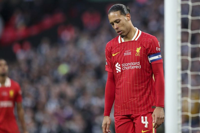 Bakal Tergoda? PSG Tawarkan Duit Segepok untuk Virgil van Dijk