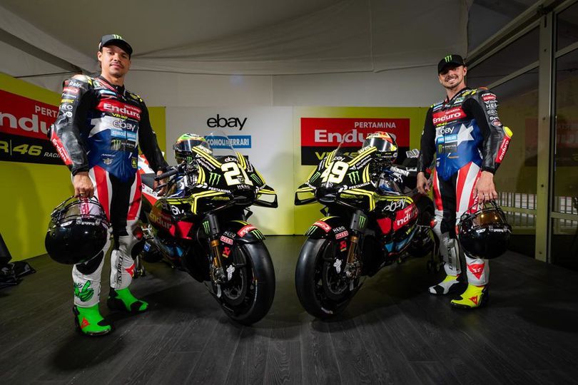 Foto: Tribute untuk NFL, Pertamina Enduro VR46 Balapan Pakai Livery Spesial di MotoGP Austin 2025 Foto: Tribute untuk NFL, Pertamina Enduro VR46 Balapan Pakai Livery Spesial di MotoGP Austin 2025
