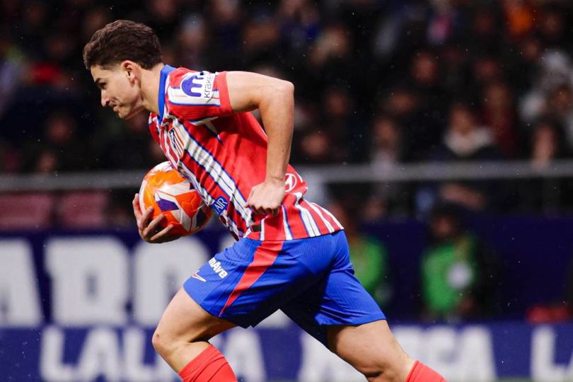 Brace Julian Alvarez Bungkam Valladolid, Atletico Menang Lewat Duel Sengit Brace Julian Alvarez Bungkam Valladolid, Atletico Menang Lewat Duel Sengit