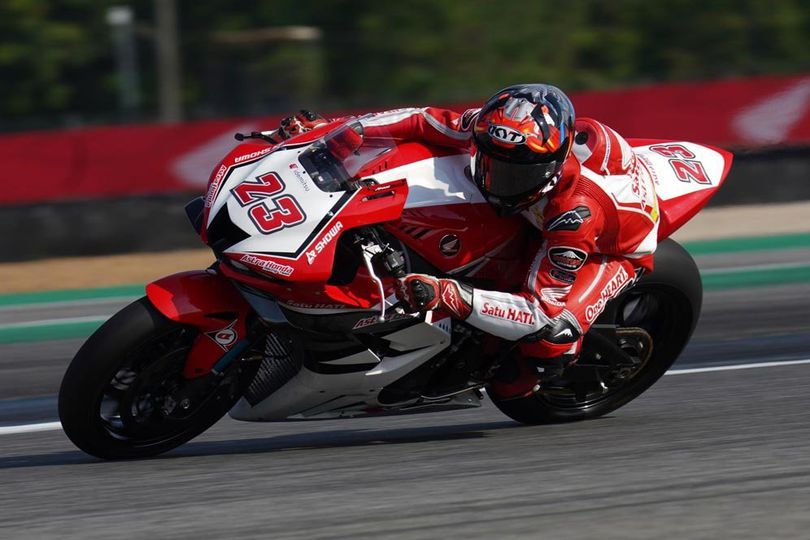 Hasil Race 2 ARRC ASB1000 Thailand 2025: Andi Gilang Kecelakaan, Nakarin Atiratphuvapat Menang Hasil Race 2 ARRC ASB1000 Thailand 2025: Andi Gilang Kecelakaan, Nakarin Atiratphuvapat Menang