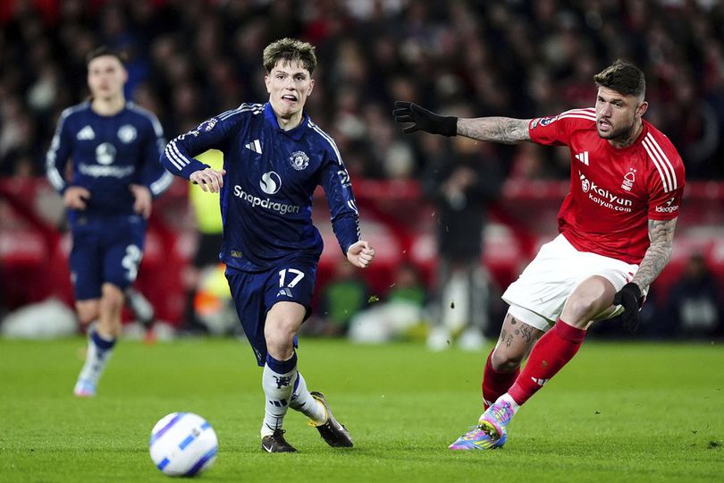 Mengkritik Performa Garnacho di Laga Nottm Forest vs Man United: Terlalu Memaksakan Diri