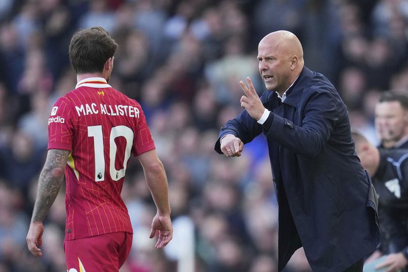 Liverpool Dikalahkan Fulham, Van Dijk Akui Slot Marah-marah Liverpool Dikalahkan Fulham, Van Dijk Akui Slot Marah-marah