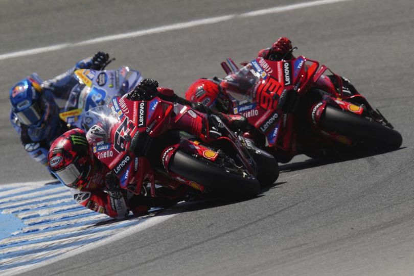 Pecco Bagnaia dan Marc Marquez Sayangkan Duel Sengit di MotoGP Spanyol Cuma Sebentar Pecco Bagnaia dan Marc Marquez Sayangkan Duel Sengit di MotoGP Spanyol Cuma Sebentar
