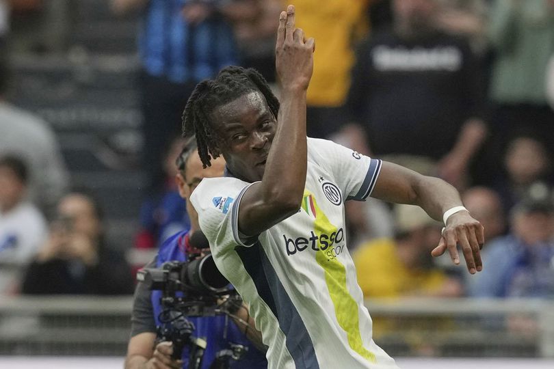 Bobol Gawang Cagliari, Yann Bisseck Full Senyum! Bobol Gawang Cagliari, Yann Bisseck Full Senyum!
