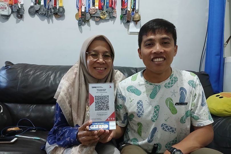 Cerita Tentang QRIS BRI di Oma Kutus Kutus dan Frozen Food Malang