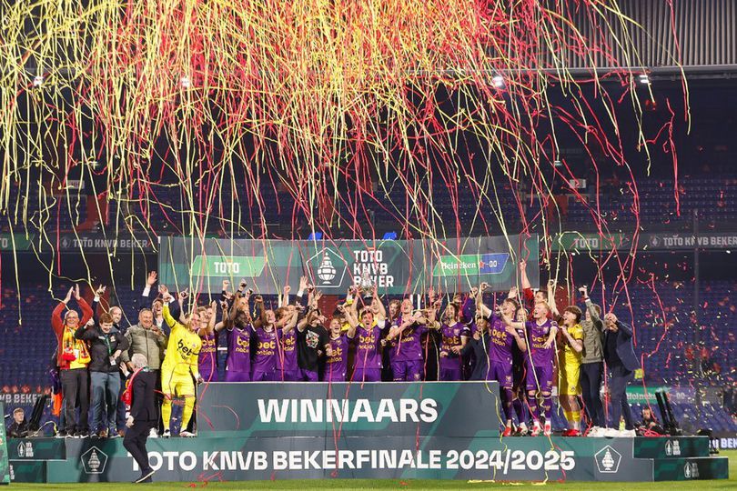 Go Ahead Eagles Cetak Sejarah Juara KNVB Beker 2024/2025, Mengapa Dean James Absen di Final? Go Ahead Eagles Cetak Sejarah Juara KNVB Beker 2024/2025, Mengapa Dean James Absen di Final?
