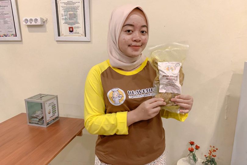 Mengolah Kegagalan, Meraup Kesuksesan: Kisah Inspiratif Rahmadina dan Heaven Food ID Meroket Berkat KUR BRI