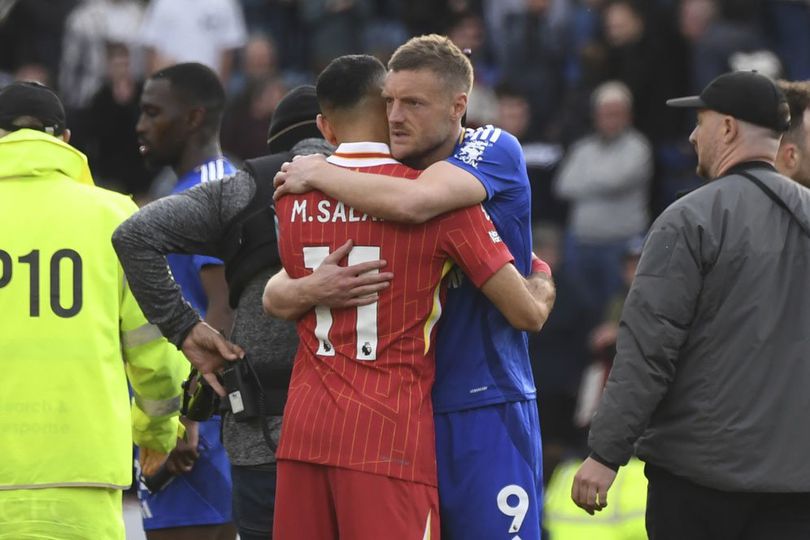 Air Mata dan Tawa di King Power Stadium: Leicester Degradasi, Liverpool Dekati dengan Gelar Juara