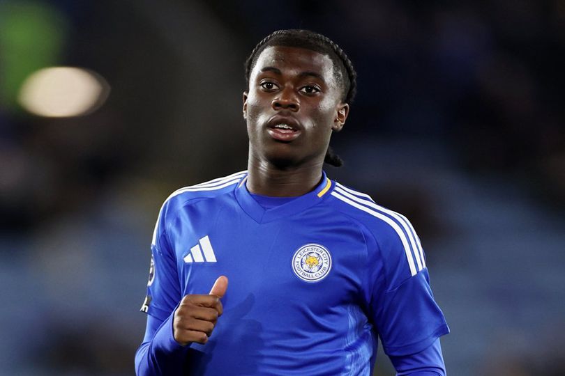 Jalani Debut Premier League di Usia 15 Tahun, Mengapa Jeremy Monga Pakai Jersey Tanpa Sponsor? Jalani Debut Premier League di Usia 15 Tahun, Mengapa Jeremy Monga Pakai Jersey Tanpa Sponsor?