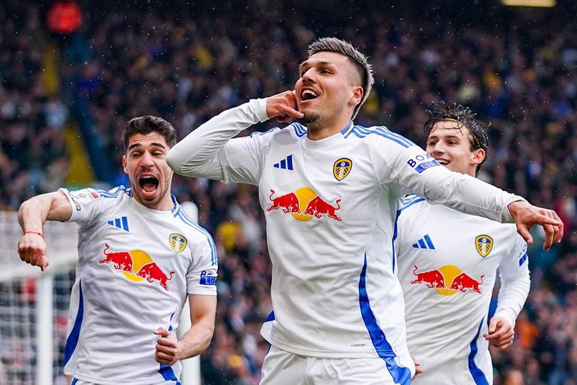 Leeds United, Mesin Gol yang Siap Menggebrak Premier League Leeds United, Mesin Gol yang Siap Menggebrak Premier League
