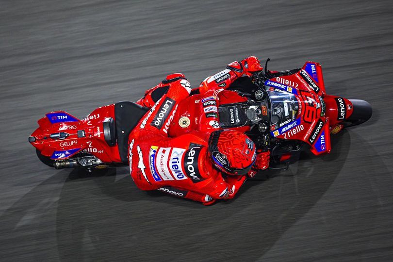 MotoGP Qatar 2025: Marc Marquez Menang Usai Senggolan dengan Alex Marquez, Maverick Vinales Bikin Kejutan MotoGP Qatar 2025: Marc Marquez Menang Usai Senggolan dengan Alex Marquez, Maverick Vinales Bikin Kejutan