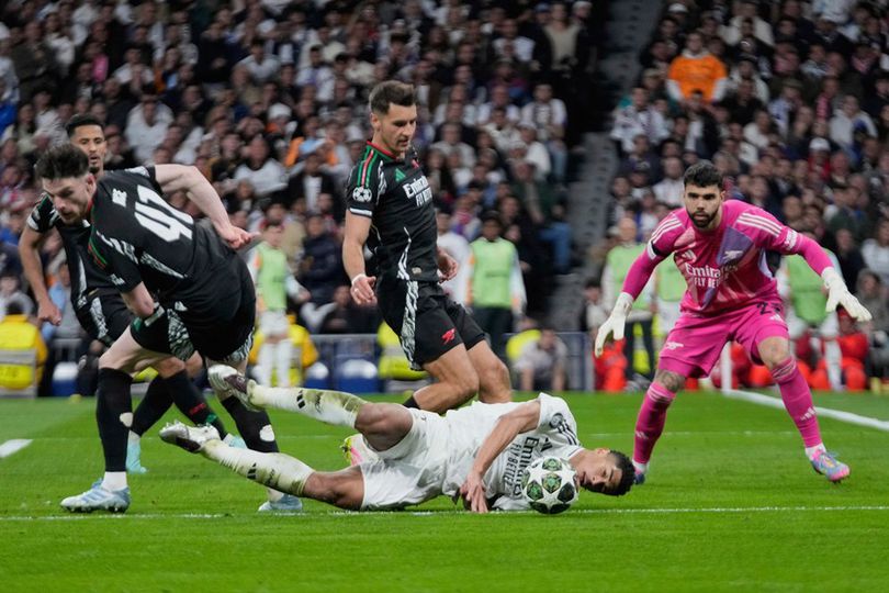 Panasnya Duel Real Madrid vs Arsenal: Jude Bellingham dan Declan Rice Terlibat Adu Mulut Panasnya Duel Real Madrid vs Arsenal: Jude Bellingham dan Declan Rice Terlibat Adu Mulut