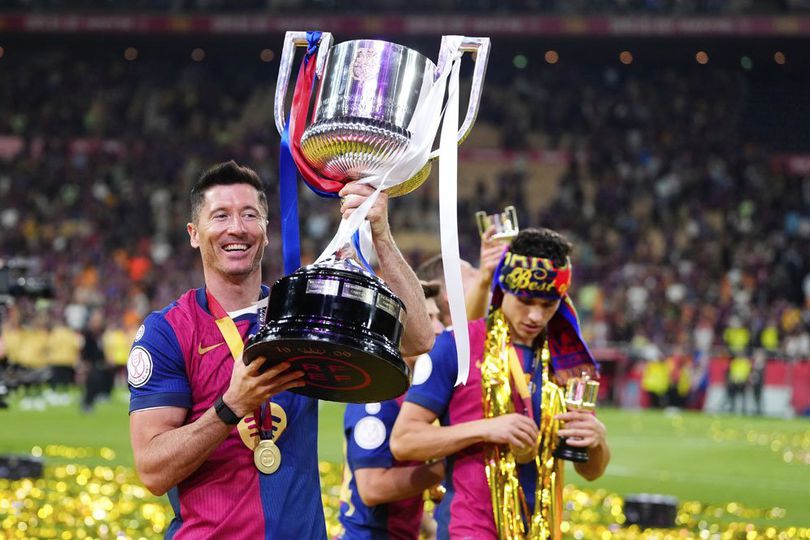 Barcelona Akan Batasi Menit Bermain Lewandowski Musim Depan, Begini Skenarionya Barcelona Akan Batasi Menit Bermain Lewandowski Musim Depan, Begini Skenarionya