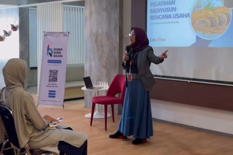 Dari Rumah BUMN Kota Malang by BRI, UMKM Belajar Merancang Masa Depan Bisnis Dari Rumah BUMN Kota Malang by BRI, UMKM Belajar Merancang Masa Depan Bisnis