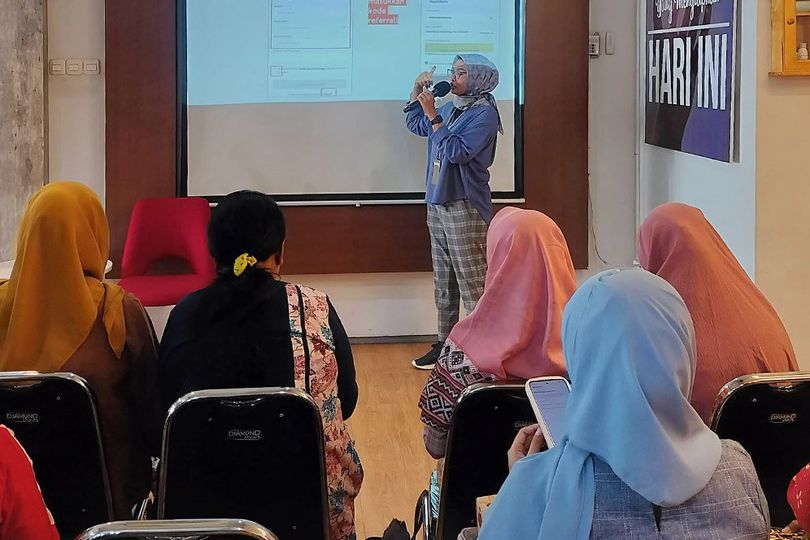 Belajar Berjualan dan Membangun Jaringan di Rumah BUMN Kota Malang by BRI Bersama Triana Agustina