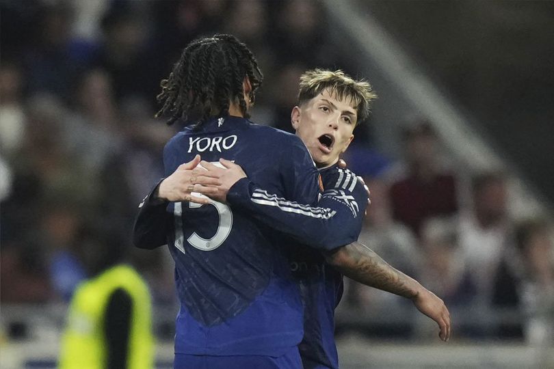 MU Gagal Kalahkan Lyon, Leny Yoro: Nyesek Banget Cuy! MU Gagal Kalahkan Lyon, Leny Yoro: Nyesek Banget Cuy!
