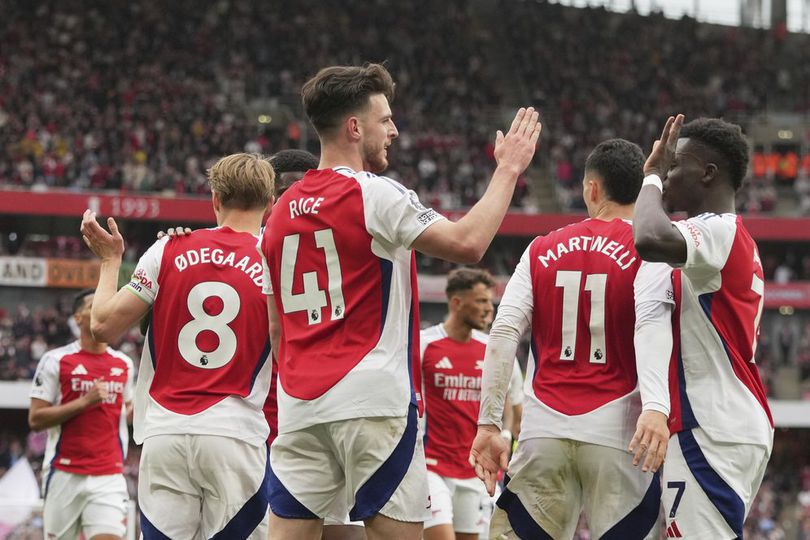 Arsenal Butuh Striker, Tapi Tak Boleh Ulangi Kesalahan MU dan Liverpool Arsenal Butuh Striker, Tapi Tak Boleh Ulangi Kesalahan MU dan Liverpool