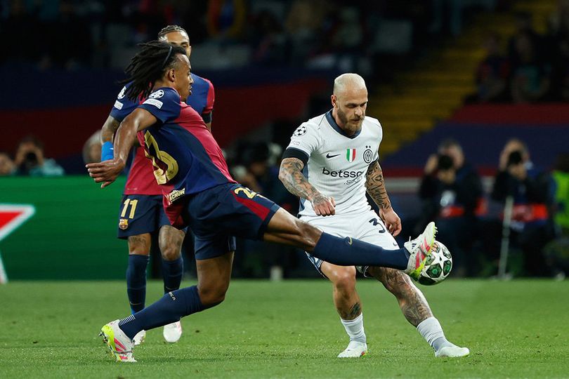 Barcelona Cemas, Jules Kounde Cedera di Laga Panas Kontra Inter Milan Barcelona Cemas, Jules Kounde Cedera di Laga Panas Kontra Inter Milan