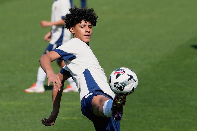 Cristiano Ronaldo Jr Jalani Debut Internasional Bersama Timnas Portugal U-15, Pakai Nomor Ikonik Sang Ayah Cristiano Ronaldo Jr Jalani Debut Internasional Bersama Timnas Portugal U-15, Pakai Nomor Ikonik Sang Ayah