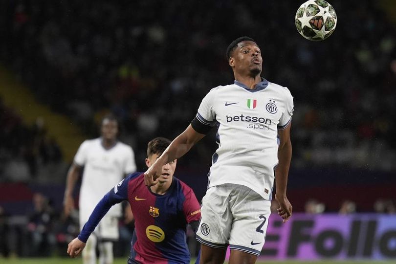 Barcelona Punya Waktu Sampai Akhir Juli untuk Amankan Bek Sayap Kanan Inter Milan