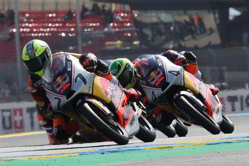 Hasil Race 2 Red Bull Rookies Cup Prancis 2025: Kalahkan Hakim Danish, Benat Fernandez Menang Hasil Race 2 Red Bull Rookies Cup Prancis 2025: Kalahkan Hakim Danish, Benat Fernandez Menang