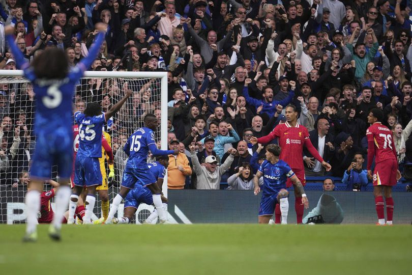 Liverpool Kembali Ukir Rekor Negatif Usai Kalah dari Chelsea Liverpool Kembali Ukir Rekor Negatif Usai Kalah dari Chelsea