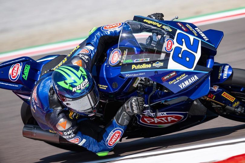 Hasil Race 1 WorldSSP Italia 2025: Stefano Manzi Kalahkan Tom Booth-Amos, Aldi Satya Mahendra Sabet Poin Hasil Race 1 WorldSSP Italia 2025: Stefano Manzi Kalahkan Tom Booth-Amos, Aldi Satya Mahendra Sabet Poin