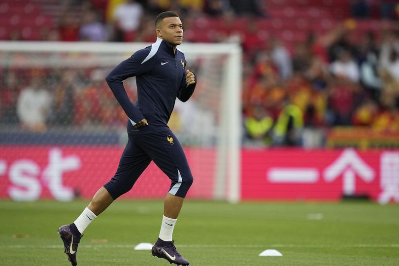 Turun 5 Kilogram! Perubahan Fisik Kylian Mbappe Usai Sakit Serius di Piala Dunia Antarklub 2025 Turun 5 Kilogram! Perubahan Fisik Kylian Mbappe Usai Sakit Serius di Piala Dunia Antarklub 2025