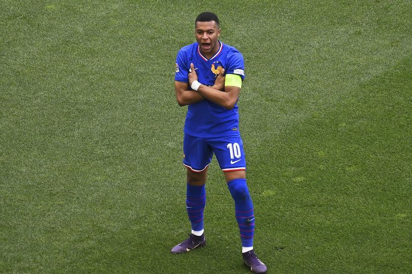 Mbappe Cetak Sejarah Lagi! Kini Dekati Perolehan Gol Giroud dan Henry di Timnas Prancis Mbappe Cetak Sejarah Lagi! Kini Dekati Perolehan Gol Giroud dan Henry di Timnas Prancis