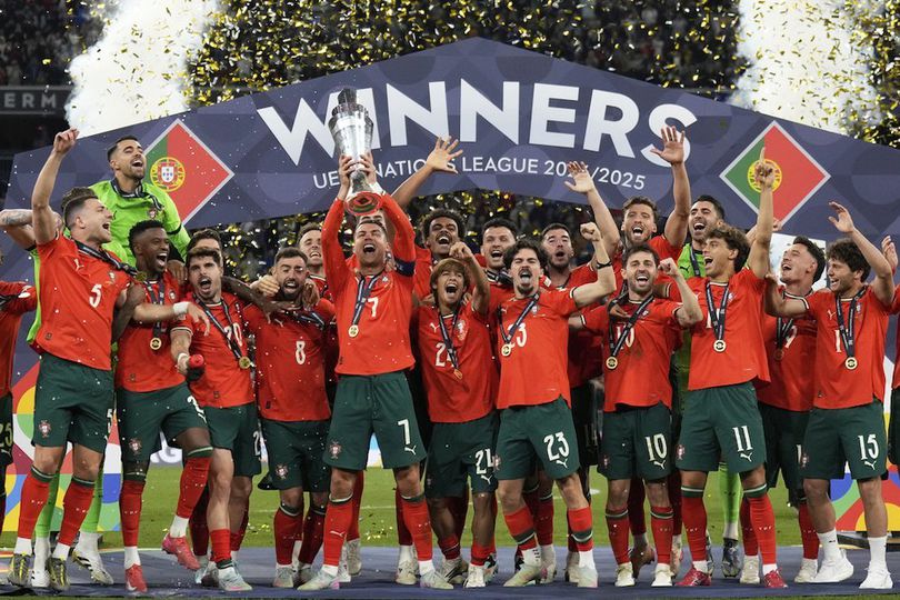 Cristiano Ronaldo dan Timnas Portugal: 3 Trofi Eropa, 1 Misi Terakhir di Piala Dunia 2026 Cristiano Ronaldo dan Timnas Portugal: 3 Trofi Eropa, 1 Misi Terakhir di Piala Dunia 2026