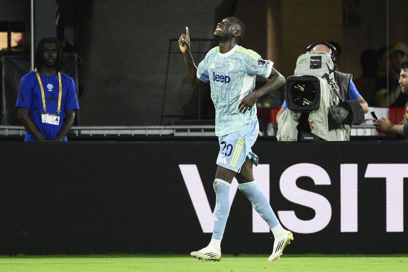 Kolo Muani Blak-blakan Ingin Bertahan di Juventus, Tapi Ada Satu Masalah Kolo Muani Blak-blakan Ingin Bertahan di Juventus, Tapi Ada Satu Masalah