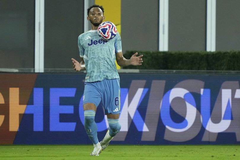 Juventus Siap Lepas Pemain 17,5 Juta Euro, Incar Bek Buangan Arsenal