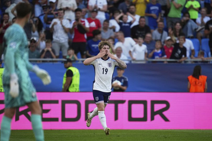 Harvey Elliott Gendong Inggris ke Final, Ternyata Belajar dari Mo Salah dan Van Dijk! Harvey Elliott Gendong Inggris ke Final, Ternyata Belajar dari Mo Salah dan Van Dijk!