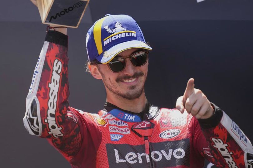 Pecco Bagnaia Sebut Finis Ketiga di MotoGP Aragon Bagai Kemenangan Usai Ganti Cakram Rem Motor Pecco Bagnaia Sebut Finis Ketiga di MotoGP Aragon Bagai Kemenangan Usai Ganti Cakram Rem Motor