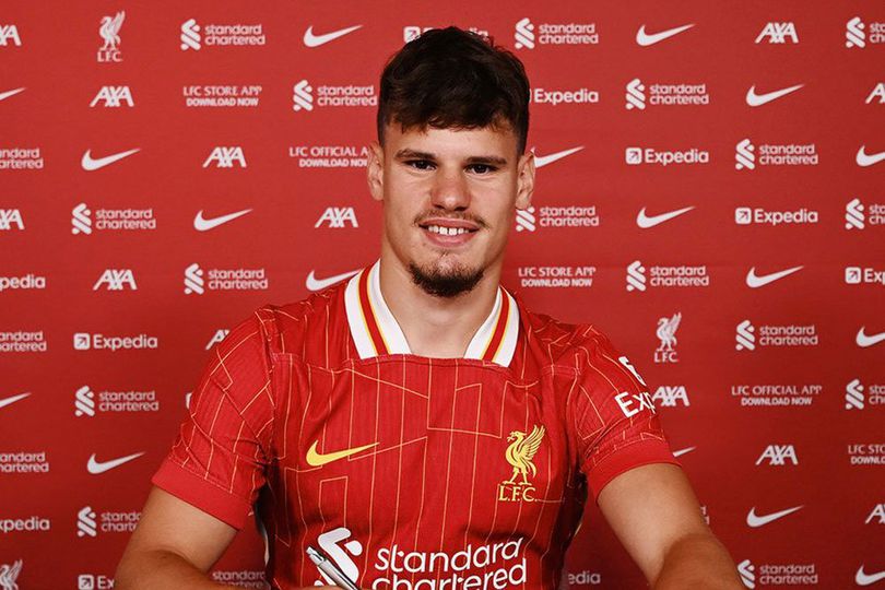 Milos Kerkez: Bek Kiri 40 Juta Pounds Liverpool yang Pernah Gagal di AC Milan Milos Kerkez: Bek Kiri 40 Juta Pounds Liverpool yang Pernah Gagal di AC Milan