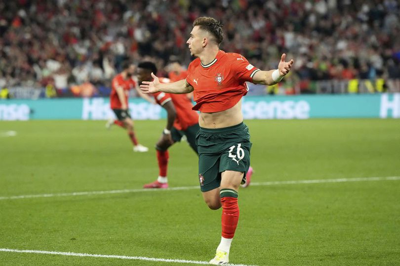 Dua Generasi Penakluk Jerman: Portugal, Conceicao, dan Malam Tak Terlupakan Dua Generasi Penakluk Jerman: Portugal, Conceicao, dan Malam Tak Terlupakan