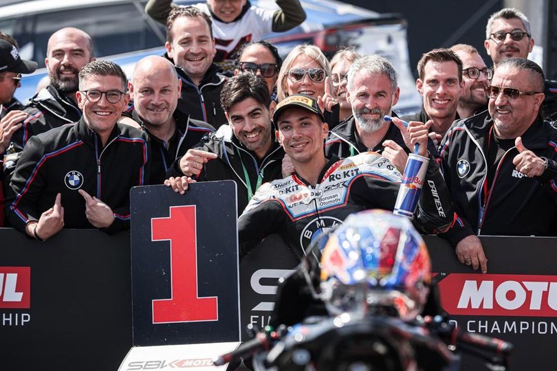 Toprak Razgatlioglu Sebut Juarai WorldSBK 2025 Bakal Jadi Hadiah Perpisahan Terbaik untuk BMW Toprak Razgatlioglu Sebut Juarai WorldSBK 2025 Bakal Jadi Hadiah Perpisahan Terbaik untuk BMW