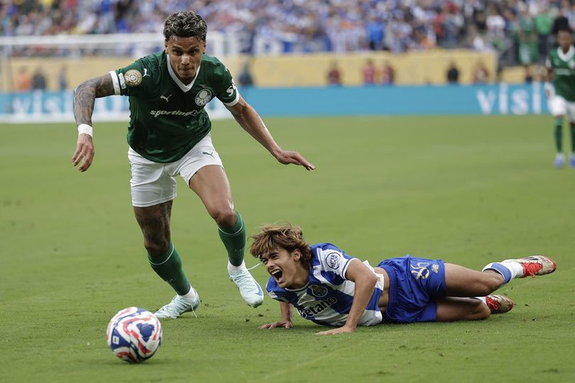 MU Pantau Gelandang Palmeiras yang Bersinar di Piala Dunia Antarklub 2025 MU Pantau Gelandang Palmeiras yang Bersinar di Piala Dunia Antarklub 2025