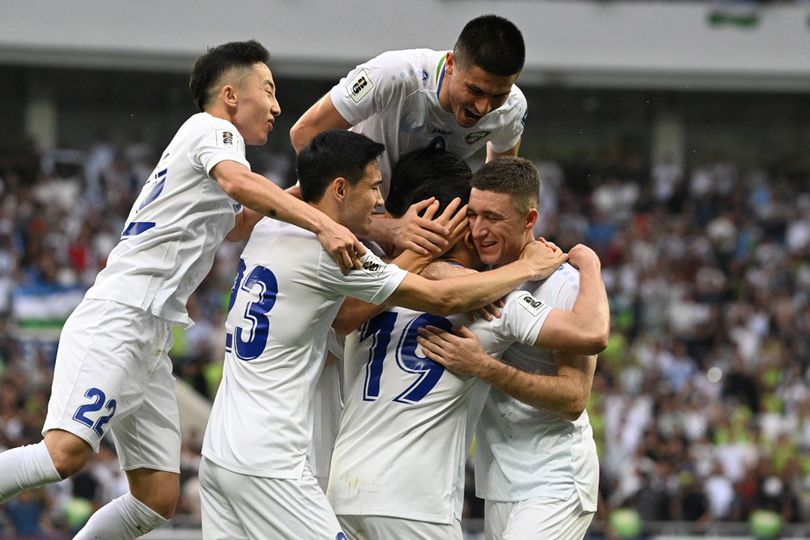 Uzbekistan vs Qatar: Tuan Rumah Pesta Gol, Qatar Gagal Lolos Langsung ke Piala Dunia 2026 Uzbekistan vs Qatar: Tuan Rumah Pesta Gol, Qatar Gagal Lolos Langsung ke Piala Dunia 2026