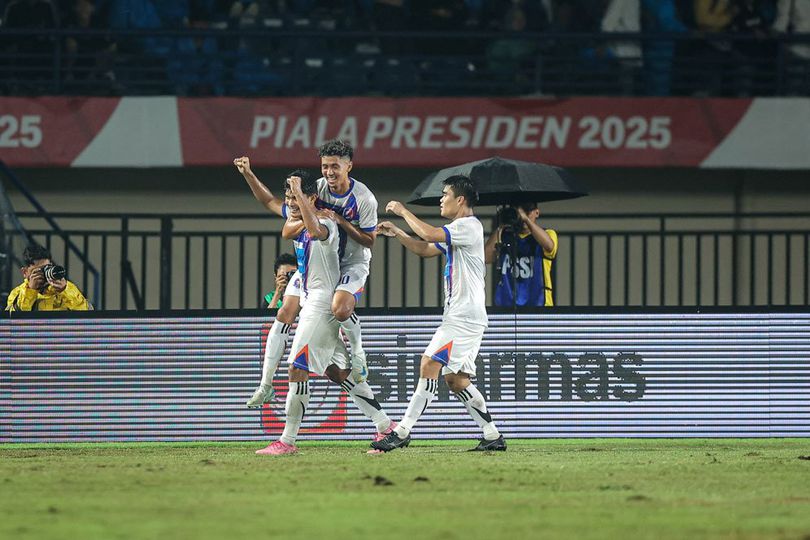Daftar Lengkap Penghargaan Piala Presiden 2025: Bordin Phala Pemain Terbaik, Oxford United Borong Dua Penghargaan