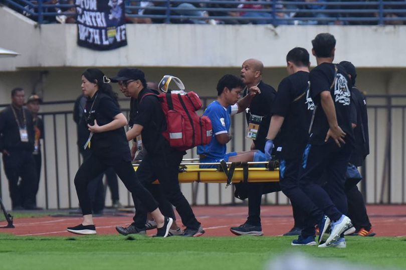 Achmad Jufriyanto Patah Dua Tulang Rusuk Usai Hadapi Port FC di Piala Presiden 2025